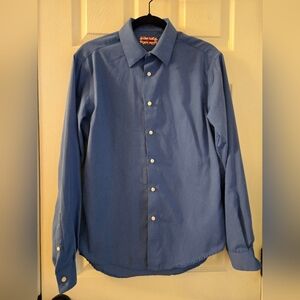 Billy London Men's Blue Button Down Long Sleeve Shirt Size Medium 34-35
